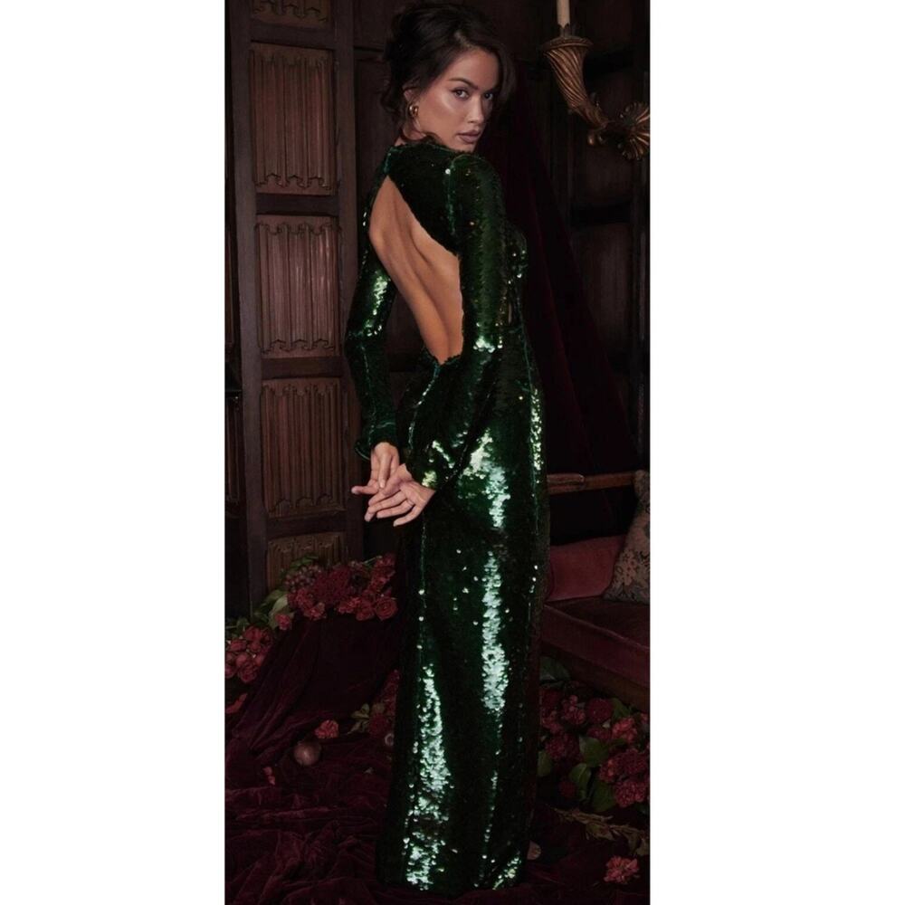 NEW HOUSE OF CB Belle Sequin Long Sleeve Open Back Maxi Dress Size Medium